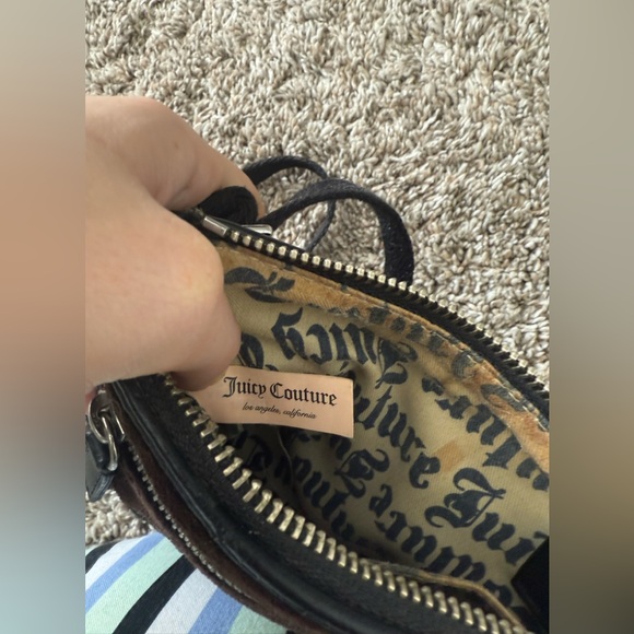 Juicy Couture Crossbody Bag - Picture 3 of 6